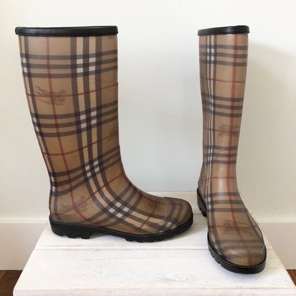 Burberry Rain Boots - Picture 2 of 5